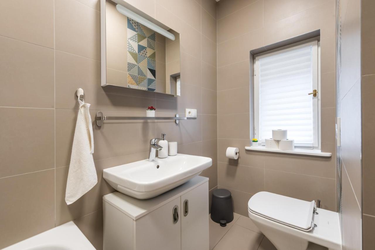 Wonderful Apartment Next To The Jerusalem Synagogue ปราก ภายนอก รูปภาพ
